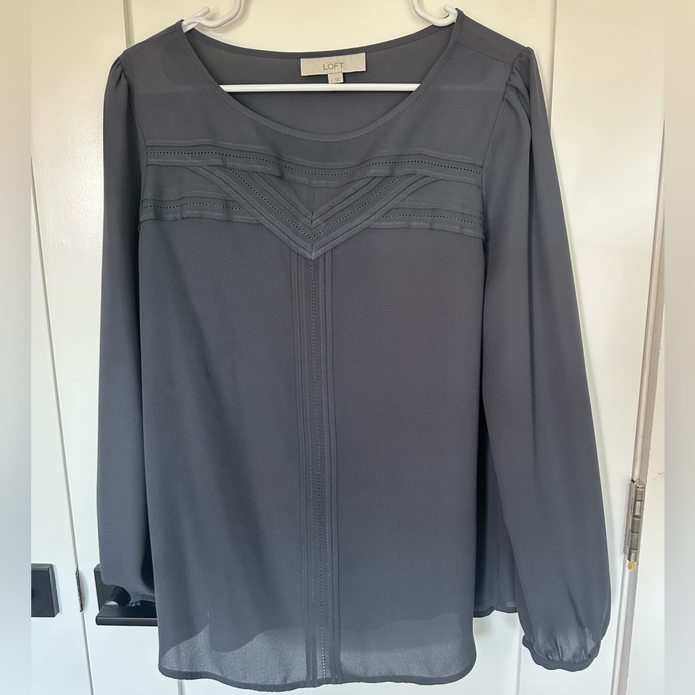 LOFT Charcoal Textured Top